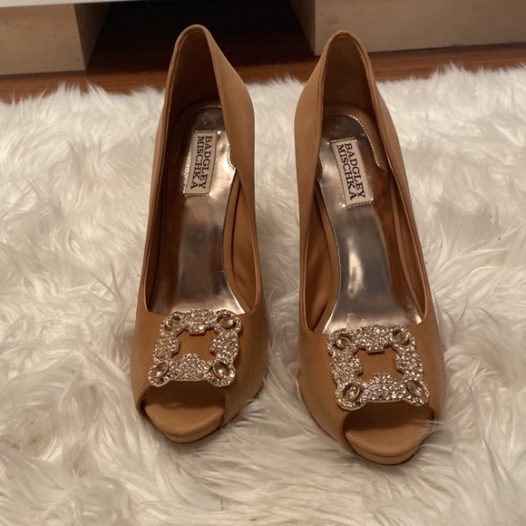 Badgley Mischka Heels Size 9 - Picture 2 of 4